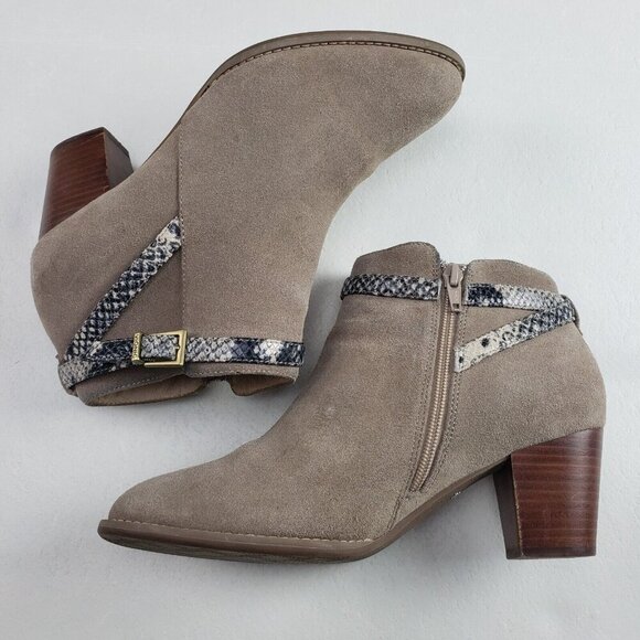 Vionic Upton Suede Ankle Boot Women 9.5 Wide Beige Side Zip Block Heeled Strappy - Picture 5 of 10